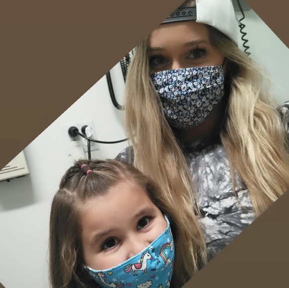 Meet your Posh Ambassador 🖤Abby - Picture 4 of 11